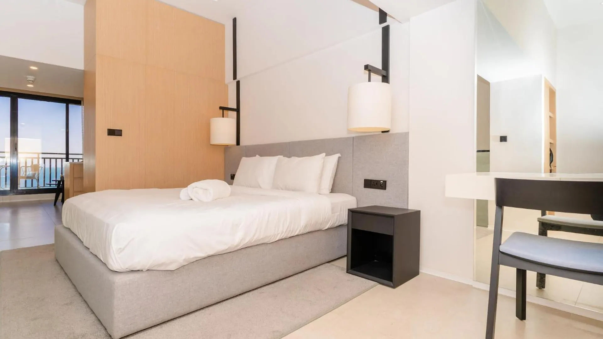 Luxfolio Retreats - Sea & Palm View - Royal Amwaj Apartment Dubai 0*,